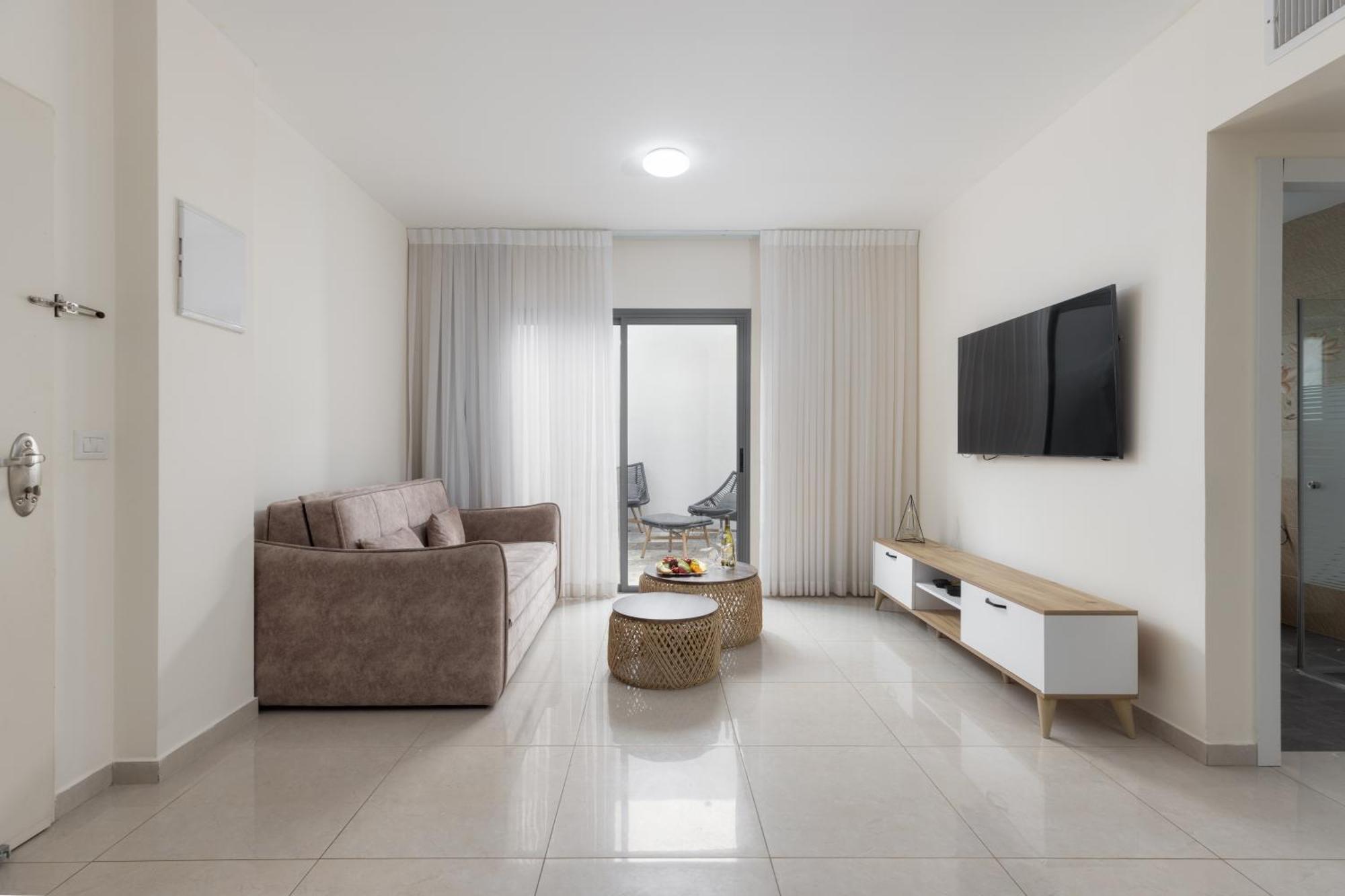 Ferienwohnung סוויטה אליטה ג'קוזי פרטי Eilat Exterior foto